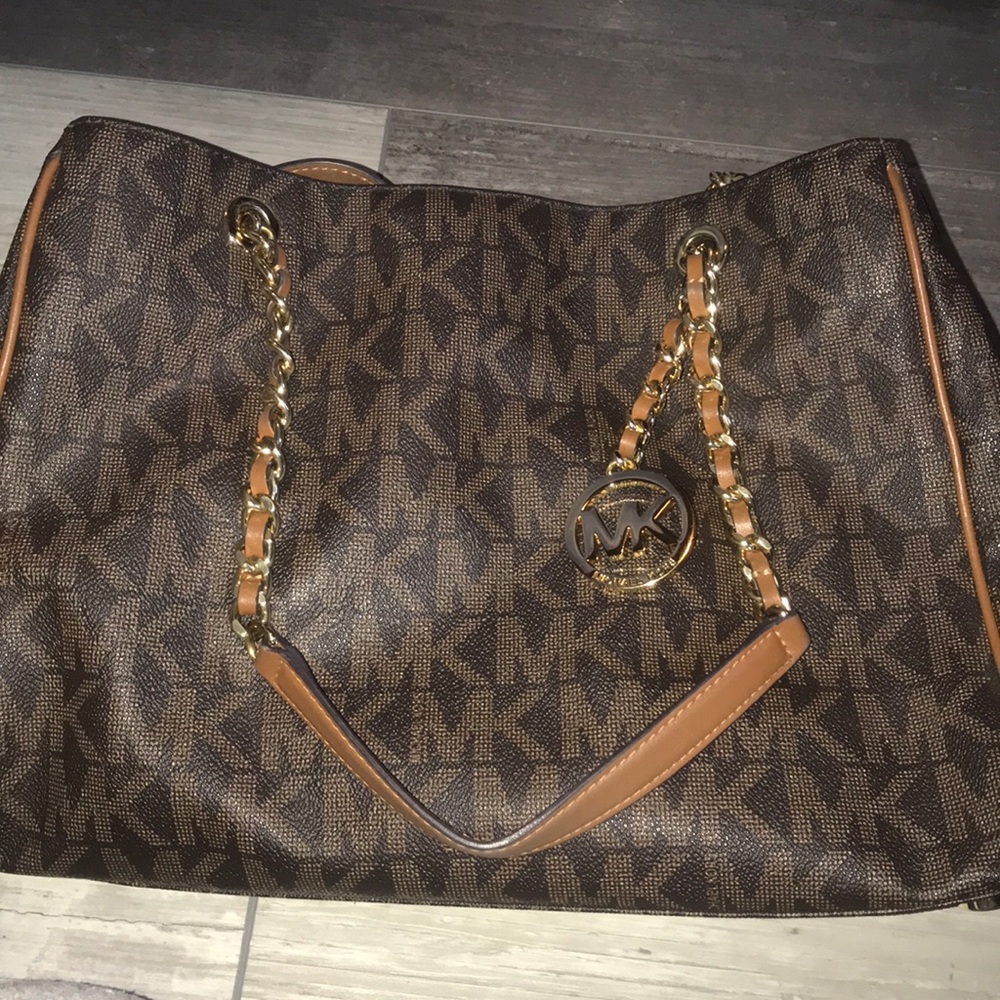 Michael Kors tote